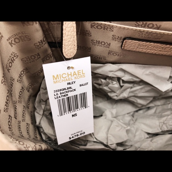 Gaby’sBags-Michael Kors Large Backpack Stud Pink - Picture 7 of 8